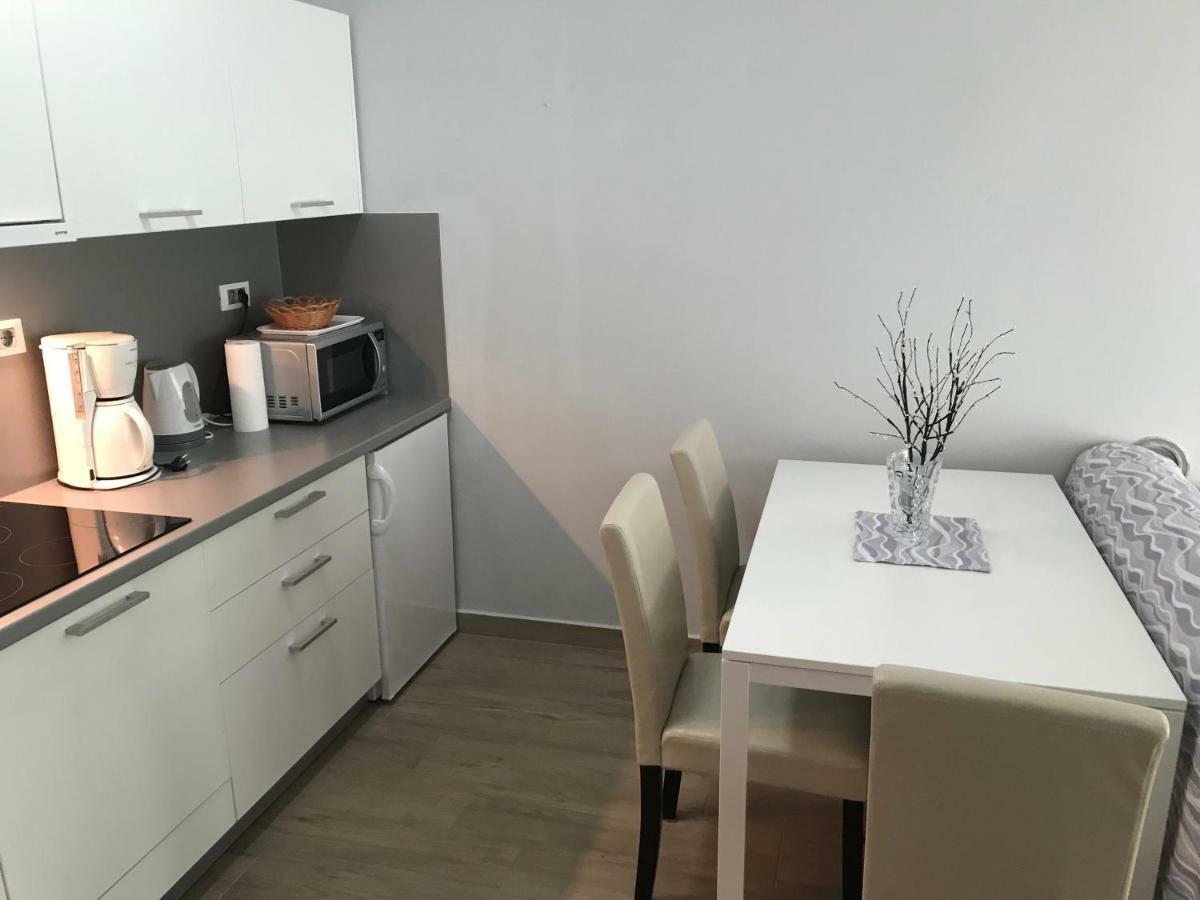 פורץ Apartman Alberta מראה חיצוני תמונה